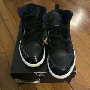 Jordan 1 mid se (PS)